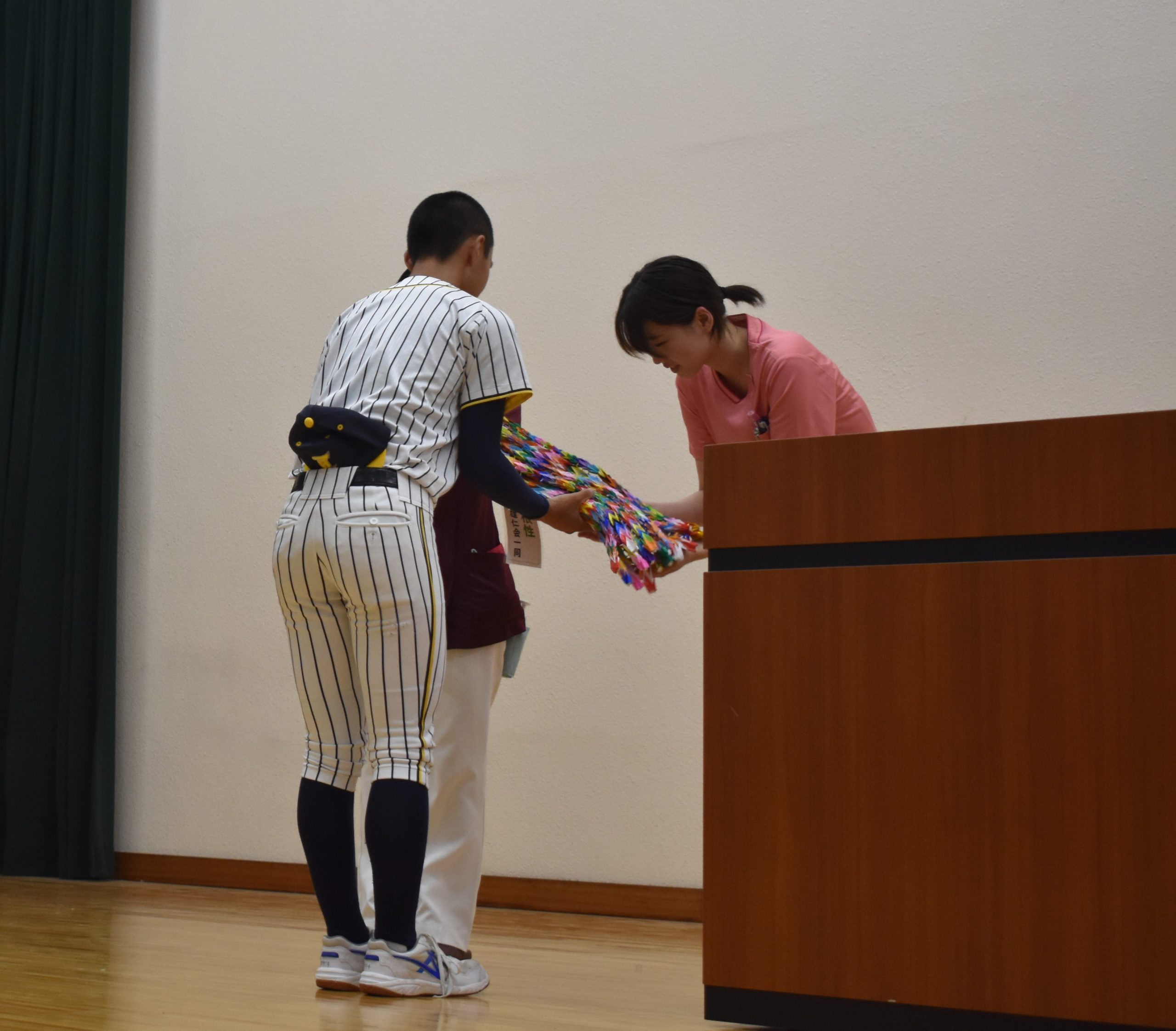 竹田高校生へ「千羽鶴」を贈りましたのアイキャッチ